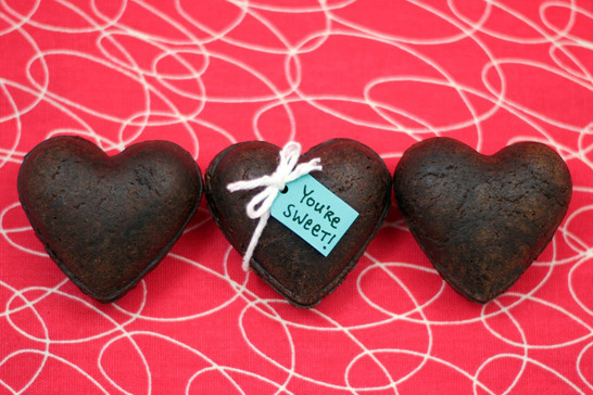 heart-shaped-brownie-treasure-boxes-final